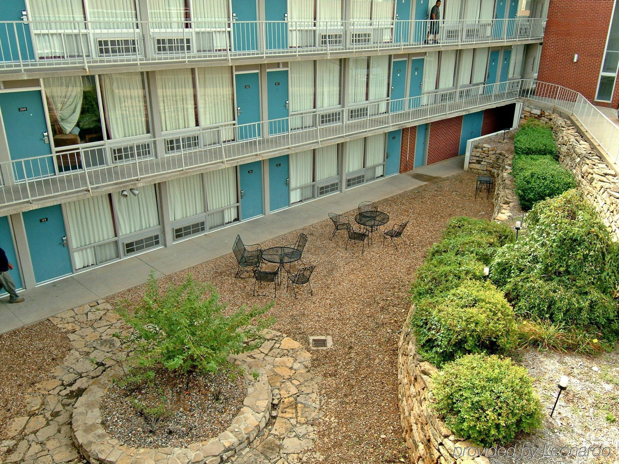 Econo Lodge Τοπέκα Εξωτερικό φωτογραφία